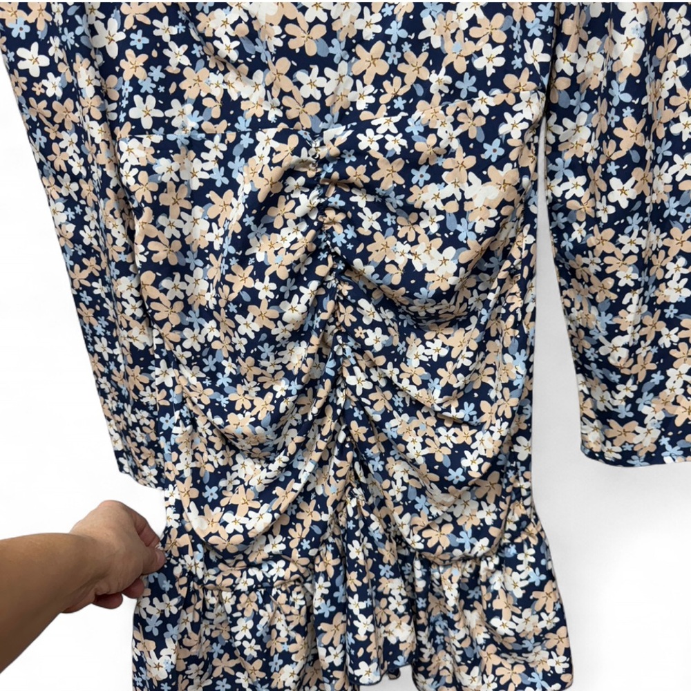 SHEIN Navy and Cream Floral Long Sleeve Dress - Picture 4 of 7